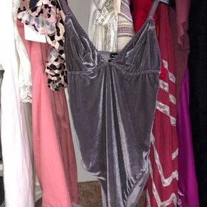 URBAN shiny grey bodysuit size S